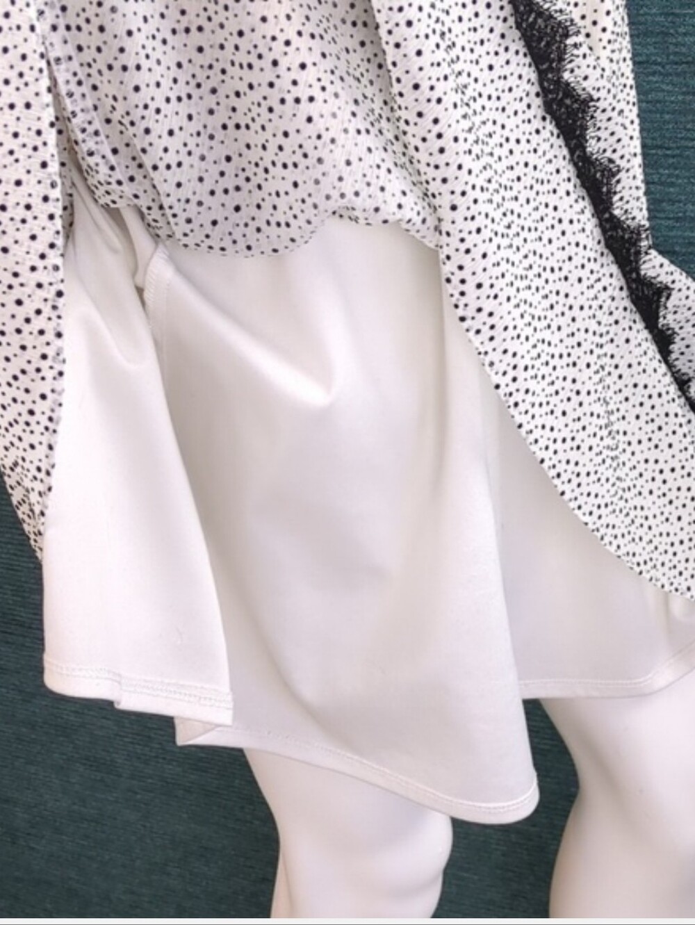 Betsey Johnson Black And White Flocked Dress With Eyelash Lace Trim - Picture 12 of 13